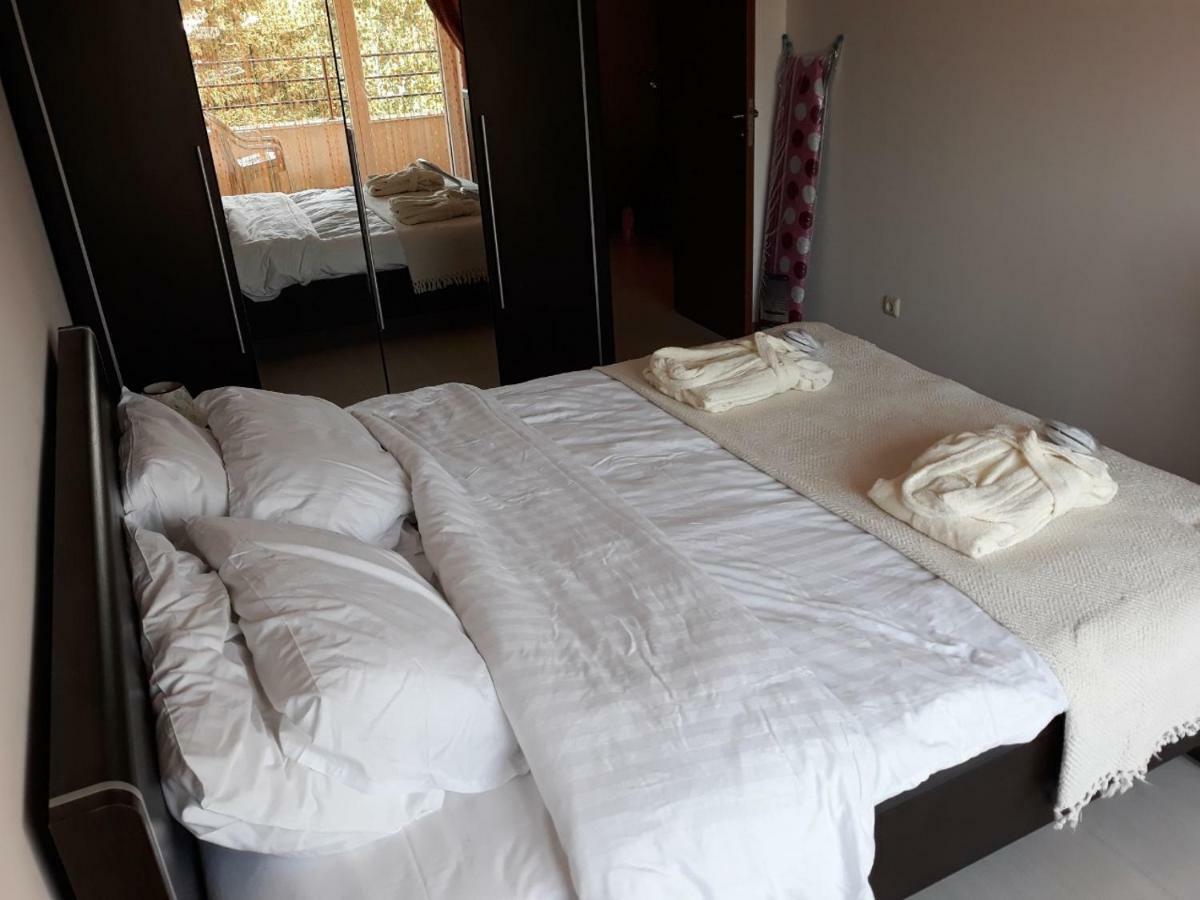 Apartament Grand Kamelia Apartment Pantai Sunny Luaran gambar